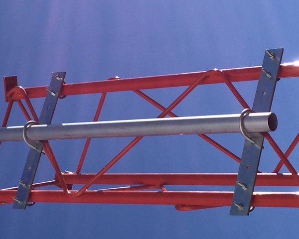 soporte en punta de torre c45