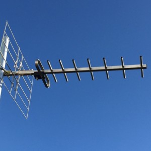 Antena Yagi 9 elementos